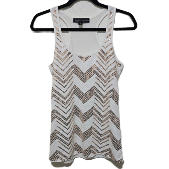 ALMOST FAMOUS Sequin Racerback Tank Top White and Gold Chevron Pattern Sz Small - Picture 13 of 14